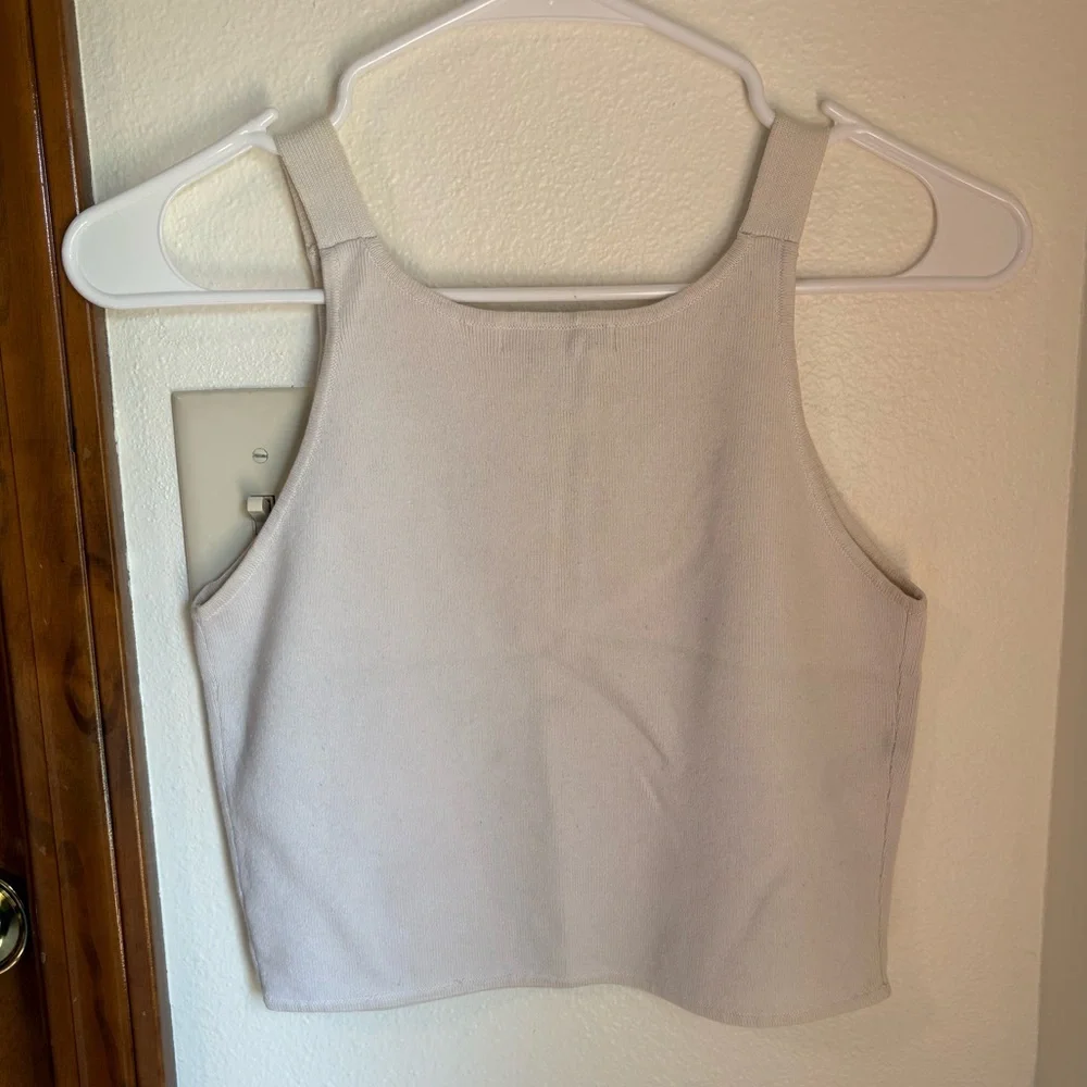 Glamorous Women's Cream Cropped Tank Top size S - Picture 5 of 9